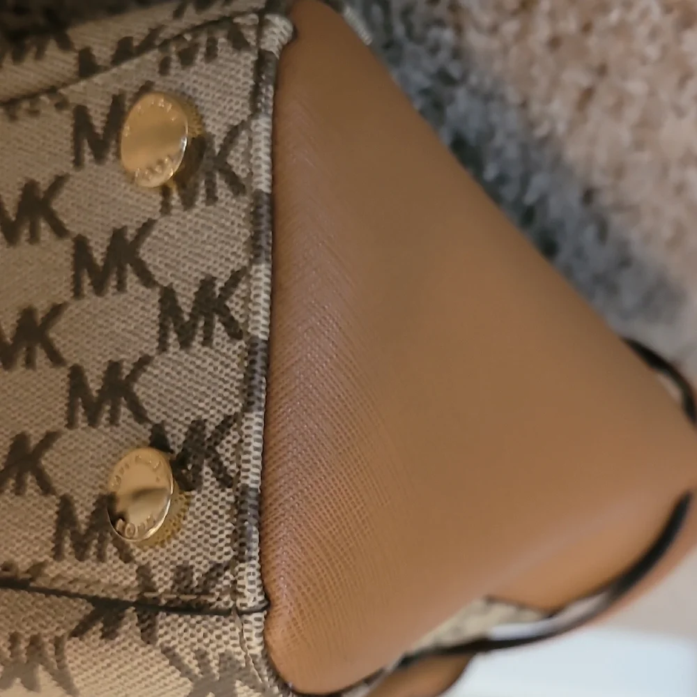 SOLD Michael Kors Hamilton Satchel/Bag/Purse Tan and Brown Satchel NWOT - Picture 7 of 15